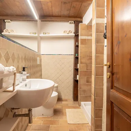 아파트 Garibaldi 149 - Wide Two Bedrooms Flat - Italywego *